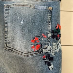 7 for mankind Size 28 Pyper Crop Firework Jeans embroidery distressed